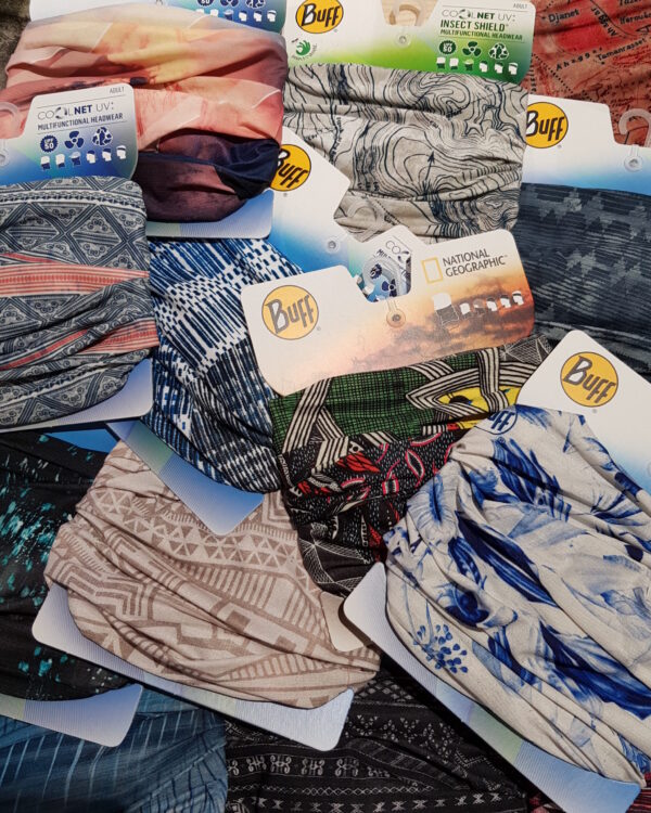 Bunte Schlauchschals von Buff