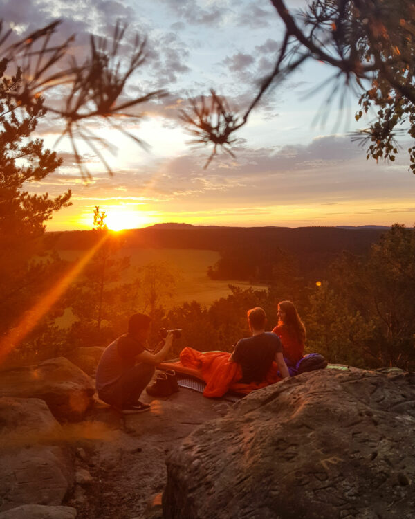 Egal, ob Wandern, Radfahren, Klettern, Bouldern, Bergsport oder Camping – bei SFU verbindet uns besonders eins: Wir alle sind am liebsten draußen unterwegs.