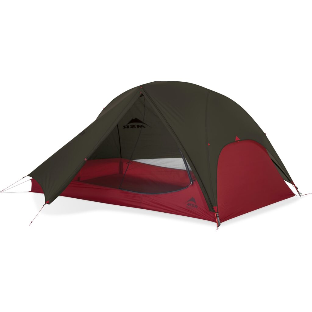 Das halb-freistehende FreeLite 2 ist ein leichtes, großräumiges Zelt. Es ist besonders geeignet für alle, die in drei Jahreszeiten zelten möchten, ohne viel Gepäck tragen zu müssen.